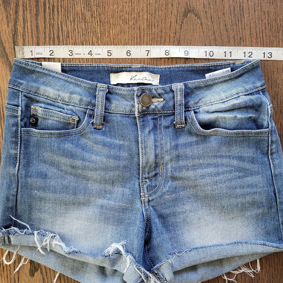 Kancan Distressed Cuffed Cut Off Hi-Rise Jean Shorts Size Women's 3/25 - Picture 3 of 8